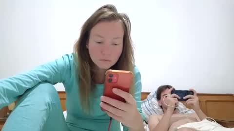 Snapshot of super_jony chatting on February 18, 2025, 10:03 pm super jony and Marta GMT 1300-1800 every day online show from February 18, 2025, 10:03 pm