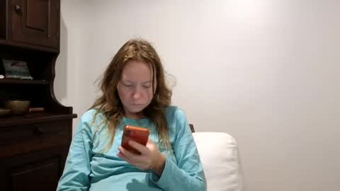 Snapshot of super_jony chatting on February 25, 2025, 10:29 pm super jony and Marta GMT 1300-1800 every day online show from February 25, 2025, 10:29 pm