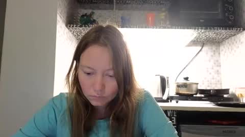 Snapshot of super_jony chatting on March 2, 2025, 9:22 pm super jony and Marta GMT 1300-1800 every day online show from March 2, 2025, 9:22 pm