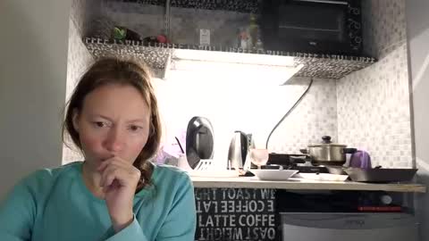 Snapshot of super_jony chatting on March 6, 2025, 10:58 pm super jony and Marta GMT 1300-1800 every day online show from March 6, 2025, 10:58 pm