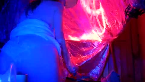 Snapshot of super_jony chatting on October 3, 2025, 4:09 am super jony and Marta GMT 1300-1800 every day online show from October 3, 2025, 4:09 am