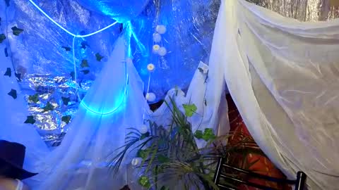 Snapshot of super_jony chatting on October 16, 2025, 2:51 pm super jony and Marta GMT 1300-1800 every day online show from October 16, 2025, 2:51 pm