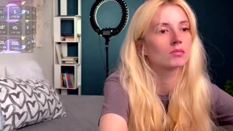 Snapshot of super_peach_stream chatting on September 13, 2025, 12:05 pm ANNApvt open full info in bio online show from September 13, 2025, 12:05 pm