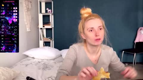 ANNApvt open full info in bio online show from November 25, 2025, 10:26 am