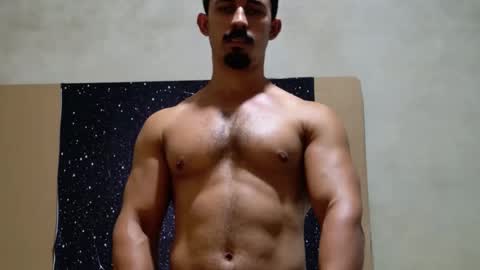 Snapshot of superbigmr chatting on March 5, 2026, 10:06 pm james online show from March 5, 2026, 10:06 pm