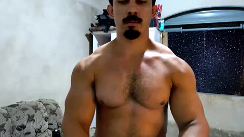 Snapshot of superbigmr chatting on April 6, 2026, 4:32 am james online show from April 6, 2026, 4:32 am