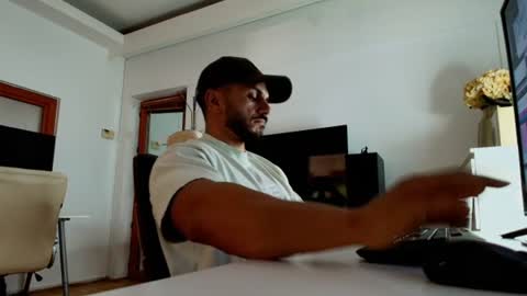 Snapshot of supermanboyxxl chatting on July 15, 2026, 5:23 am supermanboyxxl online show from July 15, 2026, 5:23 am