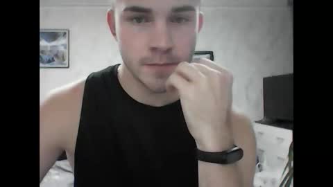 Snapshot of supermanqsky chatting on December 28, 2024, 1:59 pm SupermanQSky online show from December 28, 2024, 1:59 pm