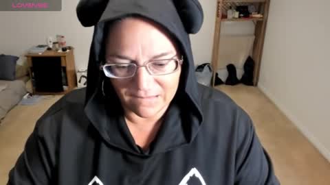 Snapshot of supervagtastic chatting on October 1, 2025, 10:32 am Supervagtastic online show from October 1, 2025, 10:32 am