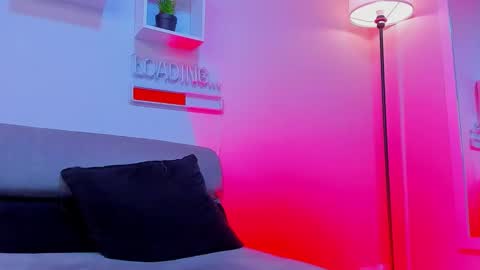 supreme_alpha_ online show from November 19, 2025, 3:17 am