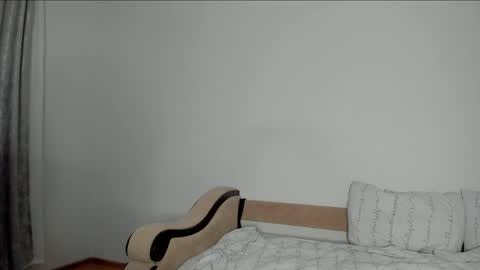 Snapshot of surfsexcouple chatting on May 16, 2026, 9:13 pm surfsexcouple online show from May 16, 2026, 9:13 pm
