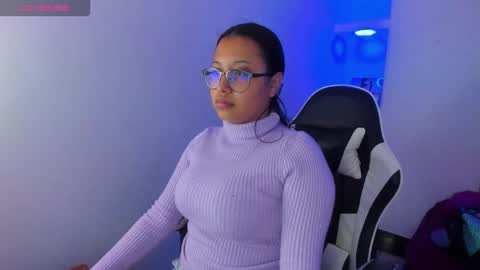 Snapshot of susan_moore29 chatting on March 2, 2026, 7:54 pm susan online show from March 2, 2026, 7:54 pm