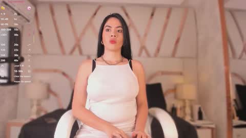 susan_vega_ online show from October 25, 2025, 12:13 pm