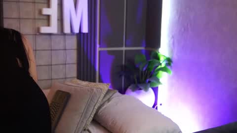 susan_wall online show from March 4, 2026, 1:06 pm