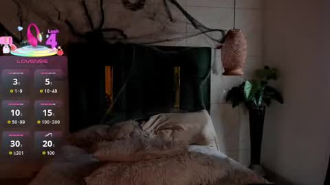 Snapshot of susana_williamss chatting on October 31, 2025, 1:34 pm Susana W online show from October 31, 2025, 1:34 pm