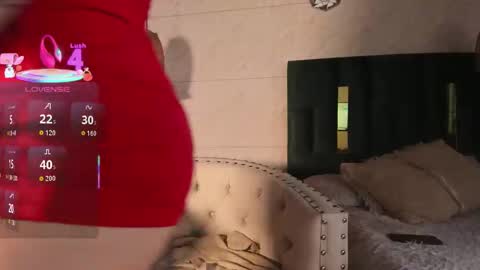 Snapshot of susana_williamss chatting on November 9, 2025, 5:22 pm Susana W online show from November 9, 2025, 5:22 pm