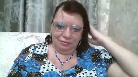 SusanaAhSun online show from October 9, 2025, 10:57 am