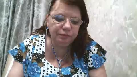 SusanaAhSun online show from October 17, 2025, 10:51 am