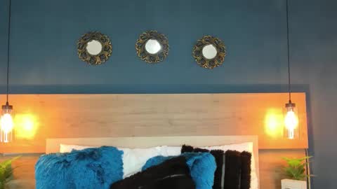 Susan online show from September 19, 2025, 4:51 pm