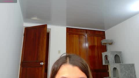 Snapshot of susanaduncann chatting on March 28, 2026, 3:33 pm Susana online show from March 28, 2026, 3:33 pm