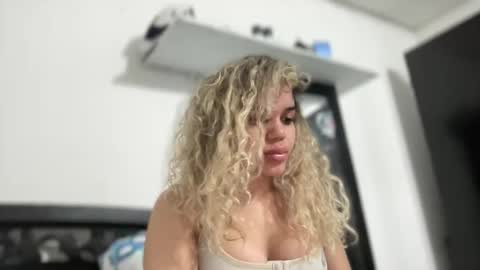 susan online show from December 22, 2025, 1:02 am