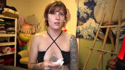 Snapshot of sushifox chatting on November 7, 2025, 7:58 pm online show from November 7, 2025, 7:58 pm