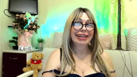 Snapshot of susiexnoreen chatting on July 9, 2026, 1:09 am SusiexNoreen online show from July 9, 2026, 1:09 am