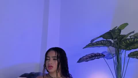 Snapshot of susimendez_ chatting on July 9, 2026, 1:20 am susi online show from July 9, 2026, 1:20 am