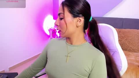 sussy_sweet4u online show from April 10, 2026, 10:31 am