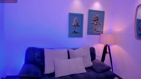 Sussy Bell online show from November 19, 2025, 7:36 pm