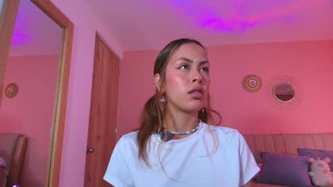 Snapshot of susy_rosse777 chatting on July 7, 2026, 2:25 am Susy online show from July 7, 2026, 2:25 am
