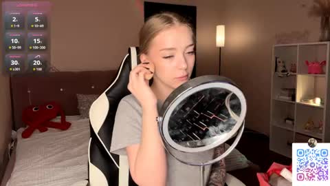 Snapshot of susyschuerholz chatting on April 29, 2026, 1:15 pm Jessica online show from April 29, 2026, 1:15 pm