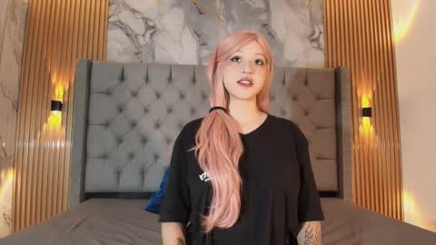 suxan_white online show from September 28, 2025, 12:10 pm