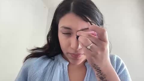 Snapshot of suzyishellawet chatting on March 4, 2026, 5:41 pm Suzy online show from March 4, 2026, 5:41 pm