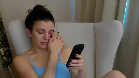 Suzy  next stream  Thursday Friday Saturday online show from February 22, 2025, 5:23 am