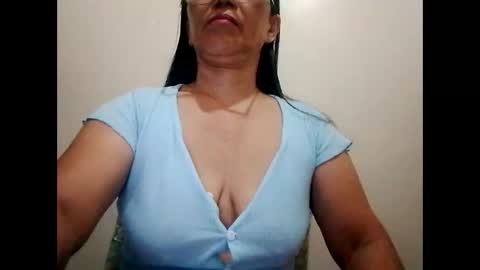 suzzie_hot online show from February 22, 2025, 6:52 pm