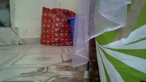 Snapshot of suzziey chatting on January 29, 2025, 10:16 am suzziey online show from January 29, 2025, 10:16 am