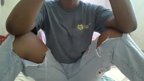 Snapshot of suzziey chatting on January 30, 2025, 9:25 am suzziey online show from January 30, 2025, 9:25 am