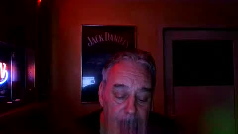 Snapshot of sven1405 chatting on October 14, 2025, 4:13 am sven1405 online show from October 14, 2025, 4:13 am