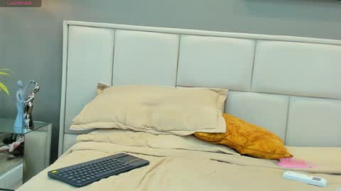 Snapshot of sven_basquiat chatting on April 5, 2026, 8:00 am Sven online show from April 5, 2026, 8:00 am