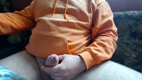 Snapshot of svetlio85 chatting on December 29, 2024, 9:28 am Svetlio online show from December 29, 2024, 9:28 am