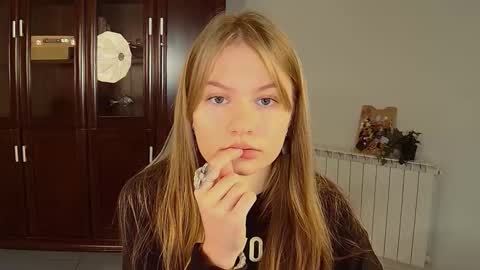 Eva online show from October 29, 2025, 9:00 am