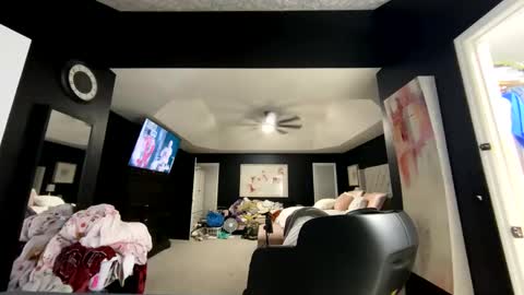 Swapman47 online show from September 25, 2025, 8:29 am