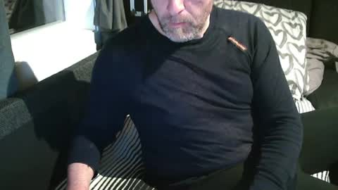 Snapshot of swartarn chatting on July 20, 2026, 9:50 pm ArnSwart online show from July 20, 2026, 9:50 pm