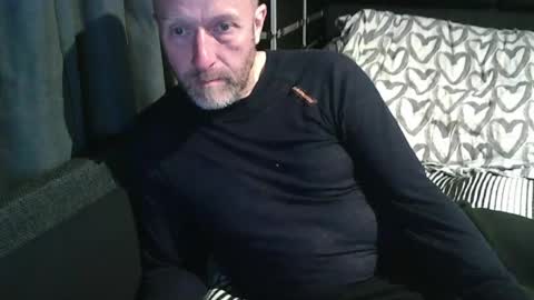 Snapshot of swartarn chatting on July 23, 2026, 9:24 pm ArnSwart online show from July 23, 2026, 9:24 pm