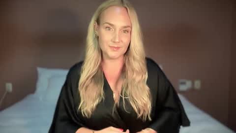 Swedish Candii online show from October 12, 2025, 4:22 am