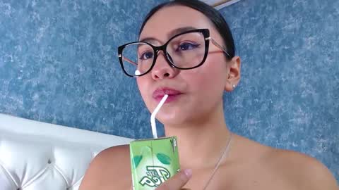 Amy  IG sweeet amy0 online show from December 17, 2024, 11:59 pm