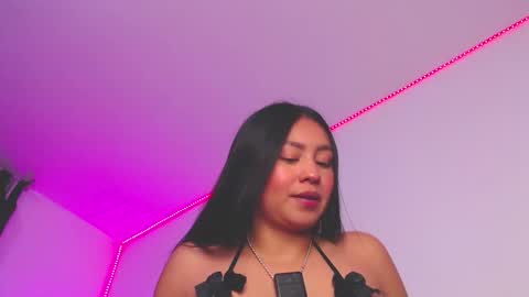 Amy  IG sweeet amy0 online show from September 30, 2025, 8:25 pm