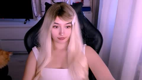 Kate online show from October 14, 2025, 1:17 am