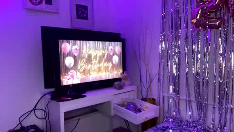 Valeria online show from March 28, 2026, 5:40 am